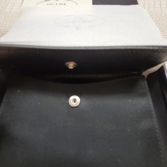 Prada Tessuto Walet Vintage *USED - Picture 9 of 10